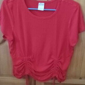 No Boundaries red top, size XXL.